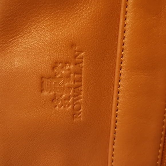 Rowallan Orange leather cross body bag. - Picture 3 of 3